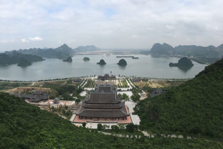 Hà Nội - Làng Vũ Đại - Chùa Tam Chúc - Hà Nội